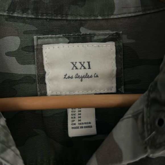 FOREVER 21 jacket - Picture 2 of 3